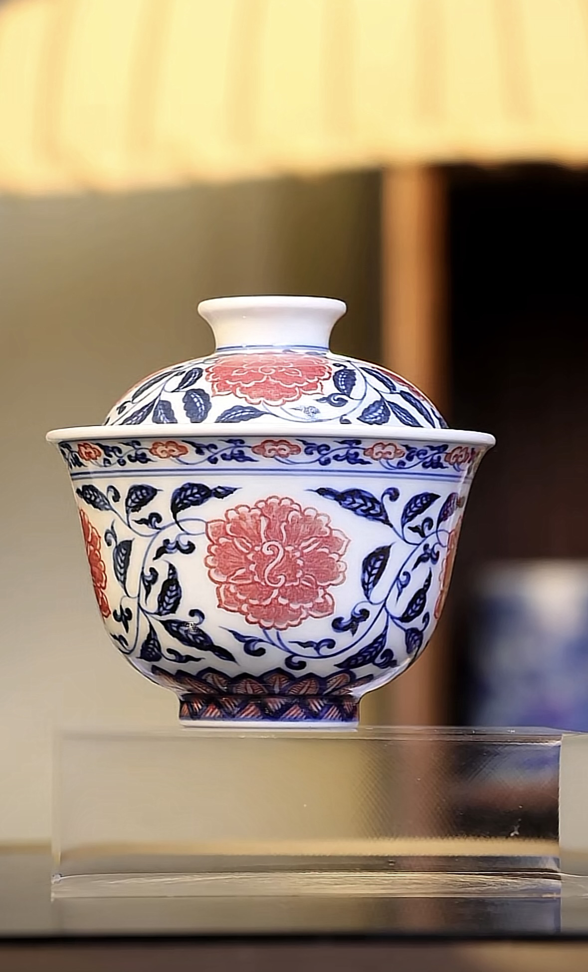 勤义堂 青花釉里红牡丹盖碗