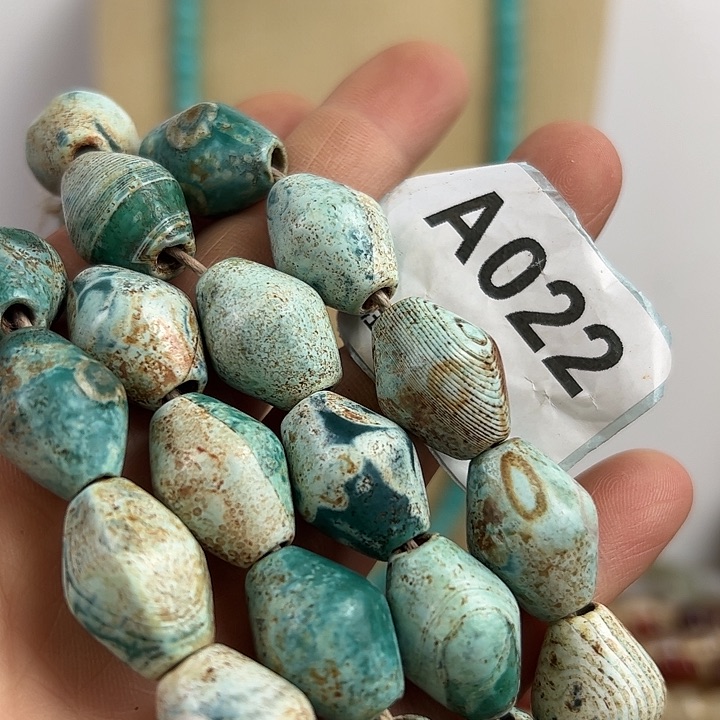 彪***工玛瑙/玉髓颈饰未镶嵌