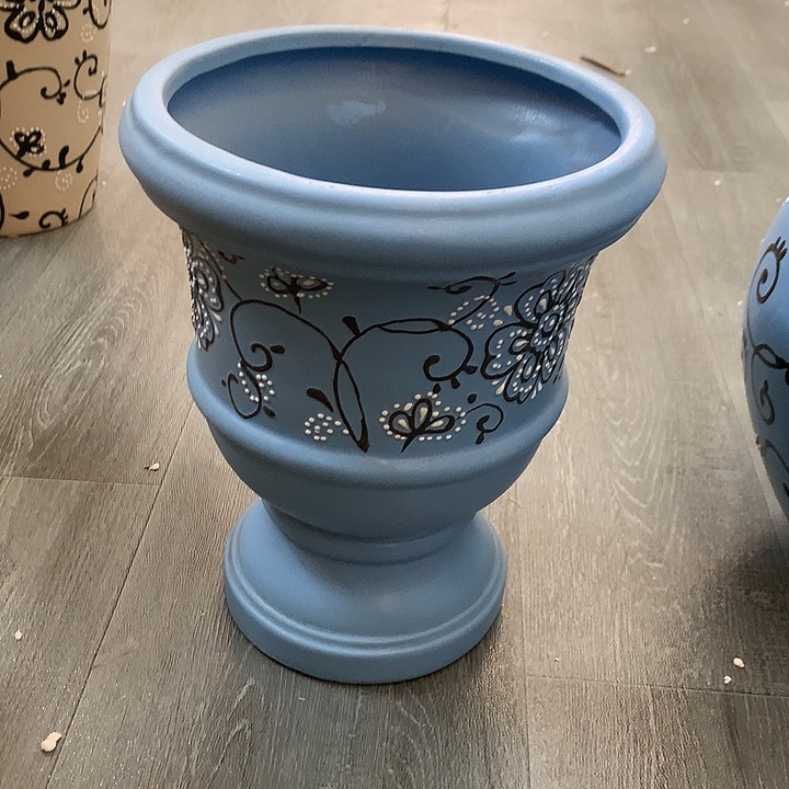 红陶高23宽18.5楼15