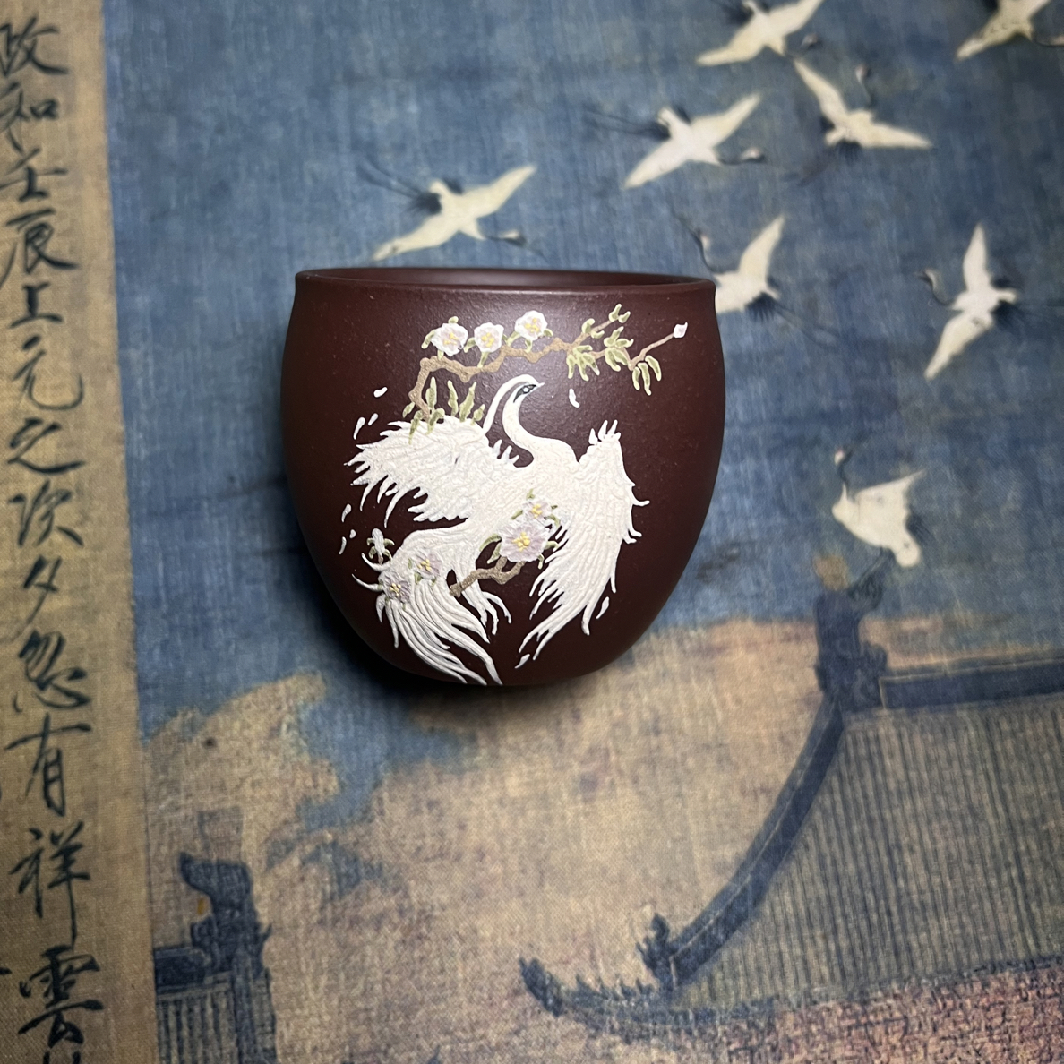 宜兴紫砂主人杯150cc老紫泥风穿牡丹