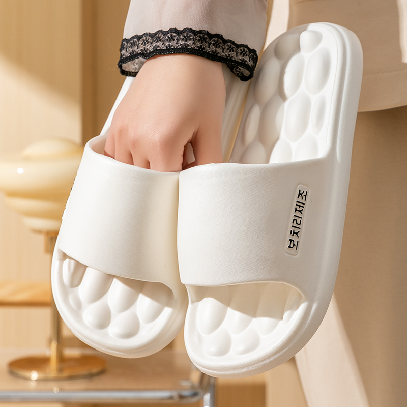 厚底侧边字母凉拖鞋女居家室内穿按摩颗粒底舒适防滑凉拖鞋