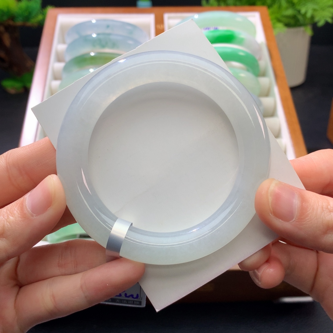 翡翠未镶嵌手镯闪购 6