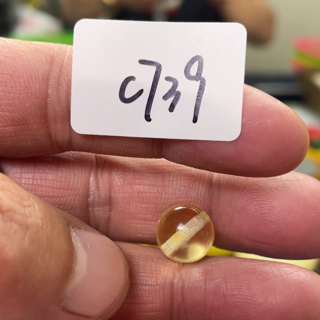 手链琥珀未镶嵌多样性发，发其中一件