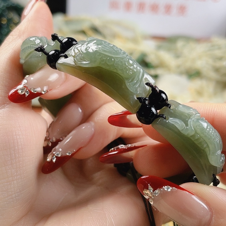 未镶嵌和田玉挂件