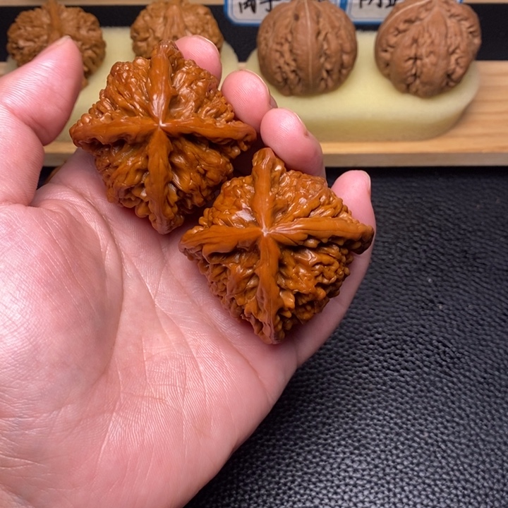 把件文玩核桃我***空工艺四棱