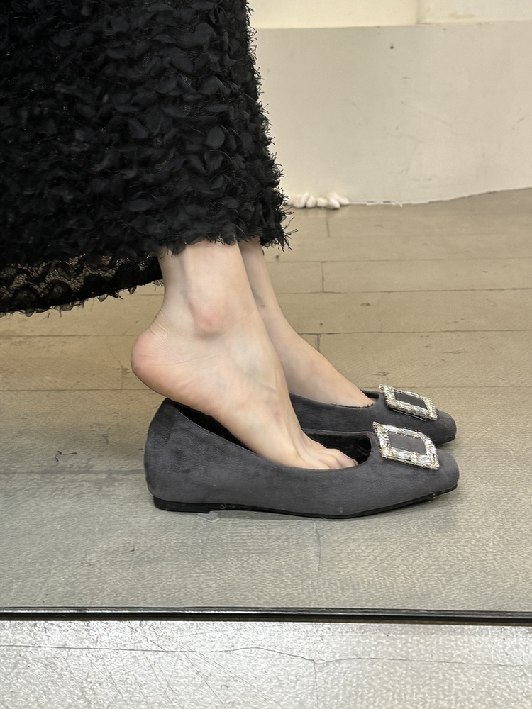 阿南儿~法式内增高复古气质方扣单鞋女2025新款秋冬软底毛毛鞋鞋