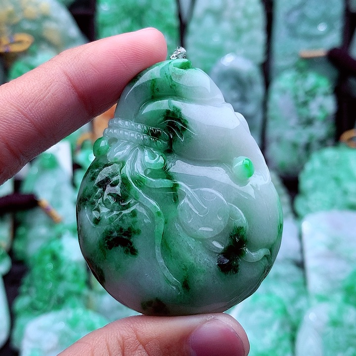 翡翠吊坠(不含链)未镶嵌