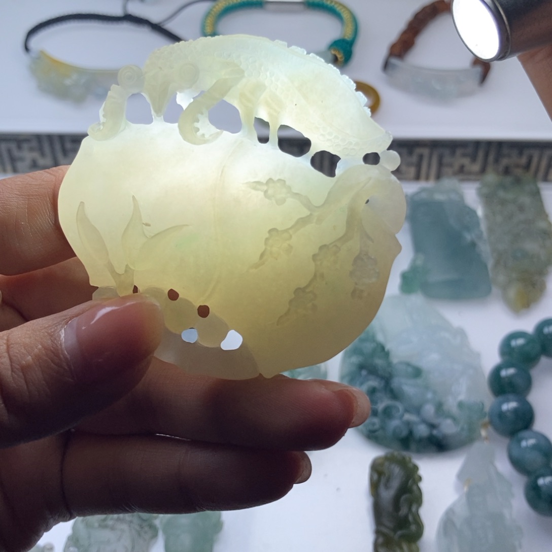定制翡翠未镶嵌金玉满堂
