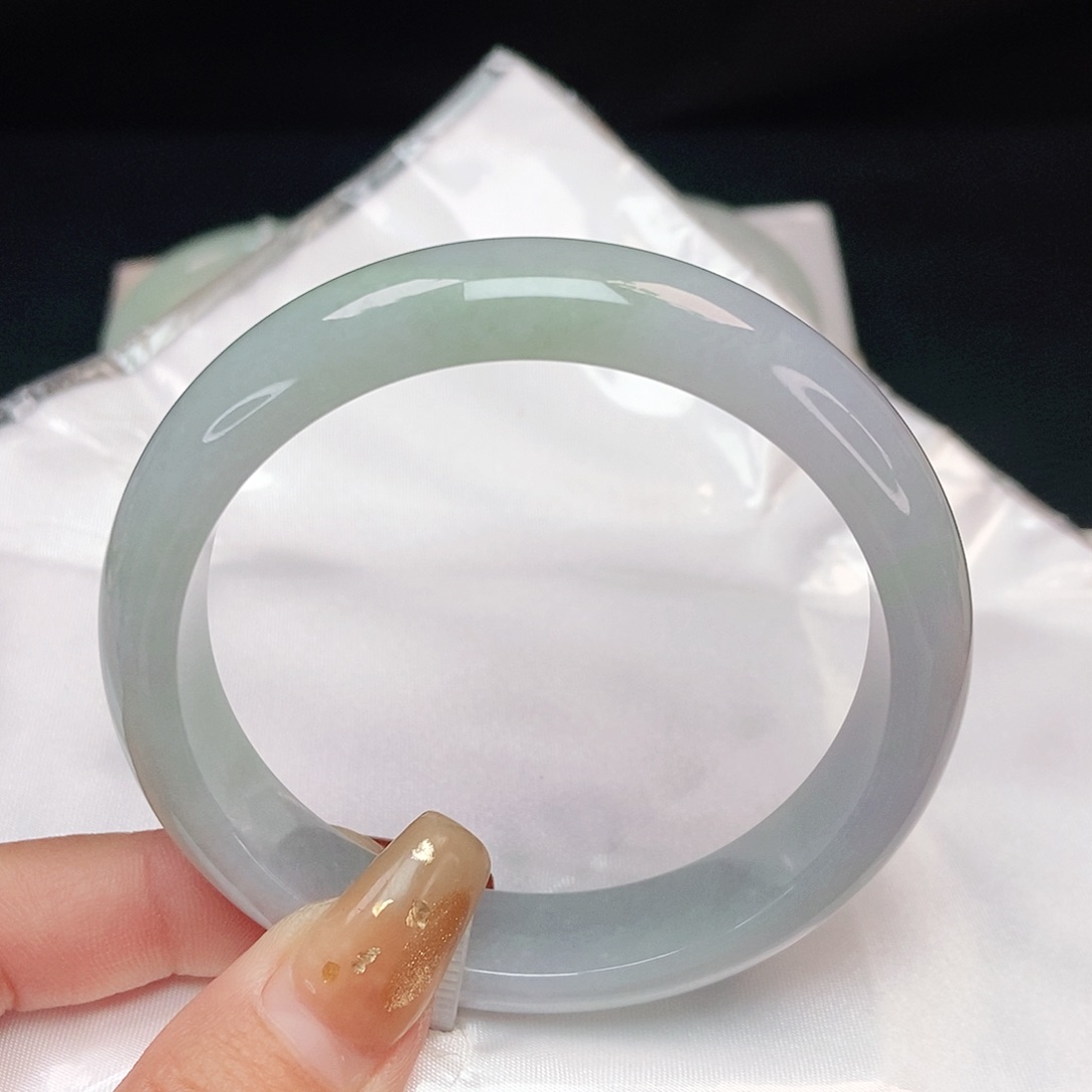 翡翠手镯未镶嵌 正圈57+