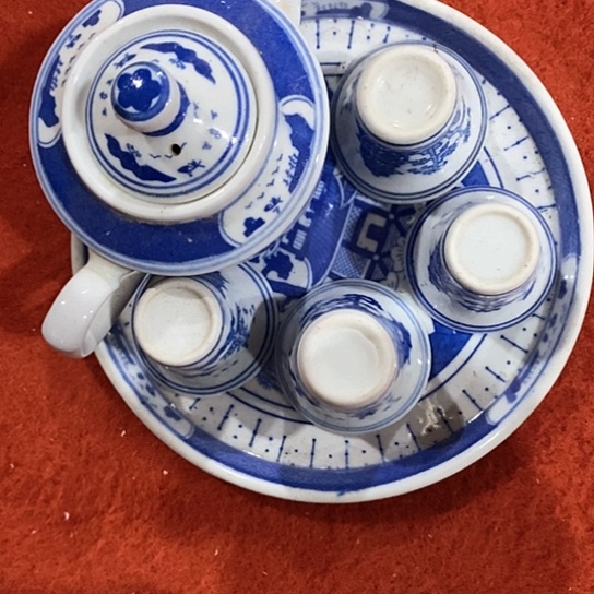 瓷片一套的价格啊，然后这个地方有个