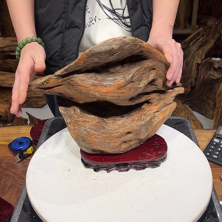 松木（琥珀木）明****董