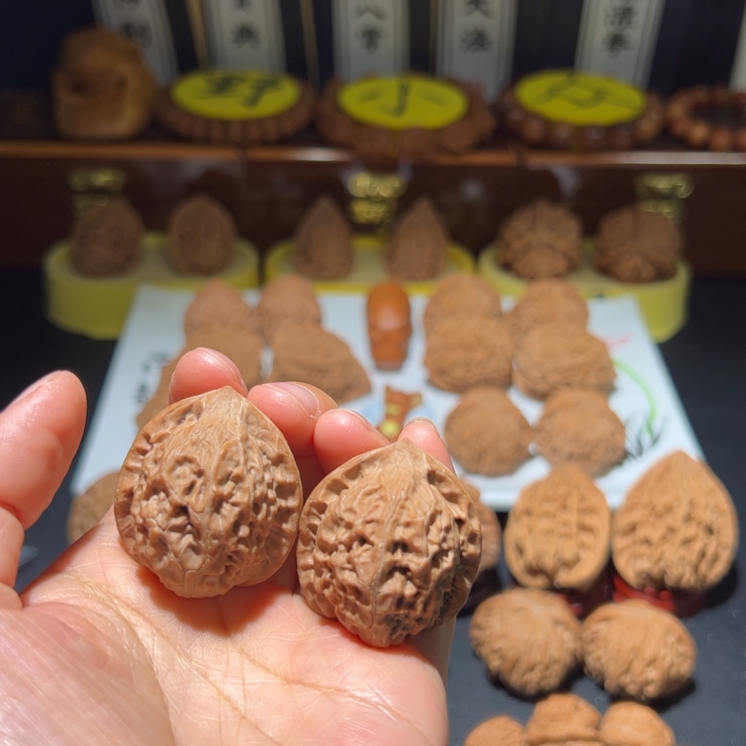晓***前把件文玩核桃胖子核桃