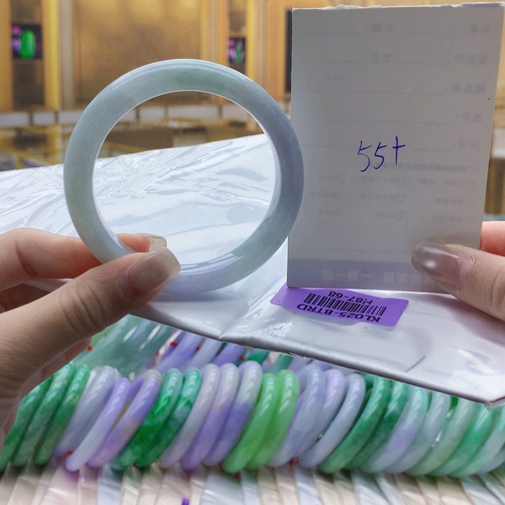 翡翠手镯未镶嵌hh