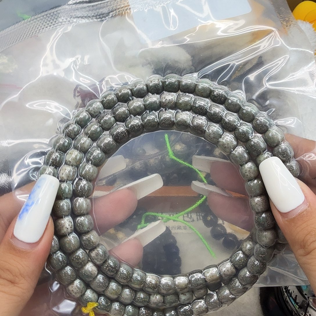 星月菩提手串73傲视绿星月菩提87桶108