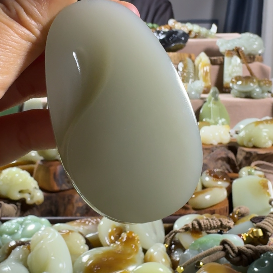 和田玉（糖玉）未镶嵌手链