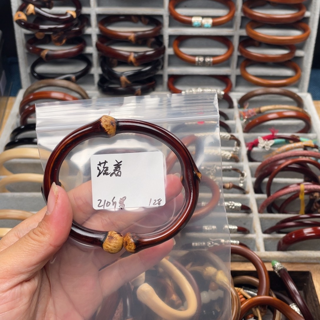 萿***恏无事牌非洲檀香。。。。。。。。。