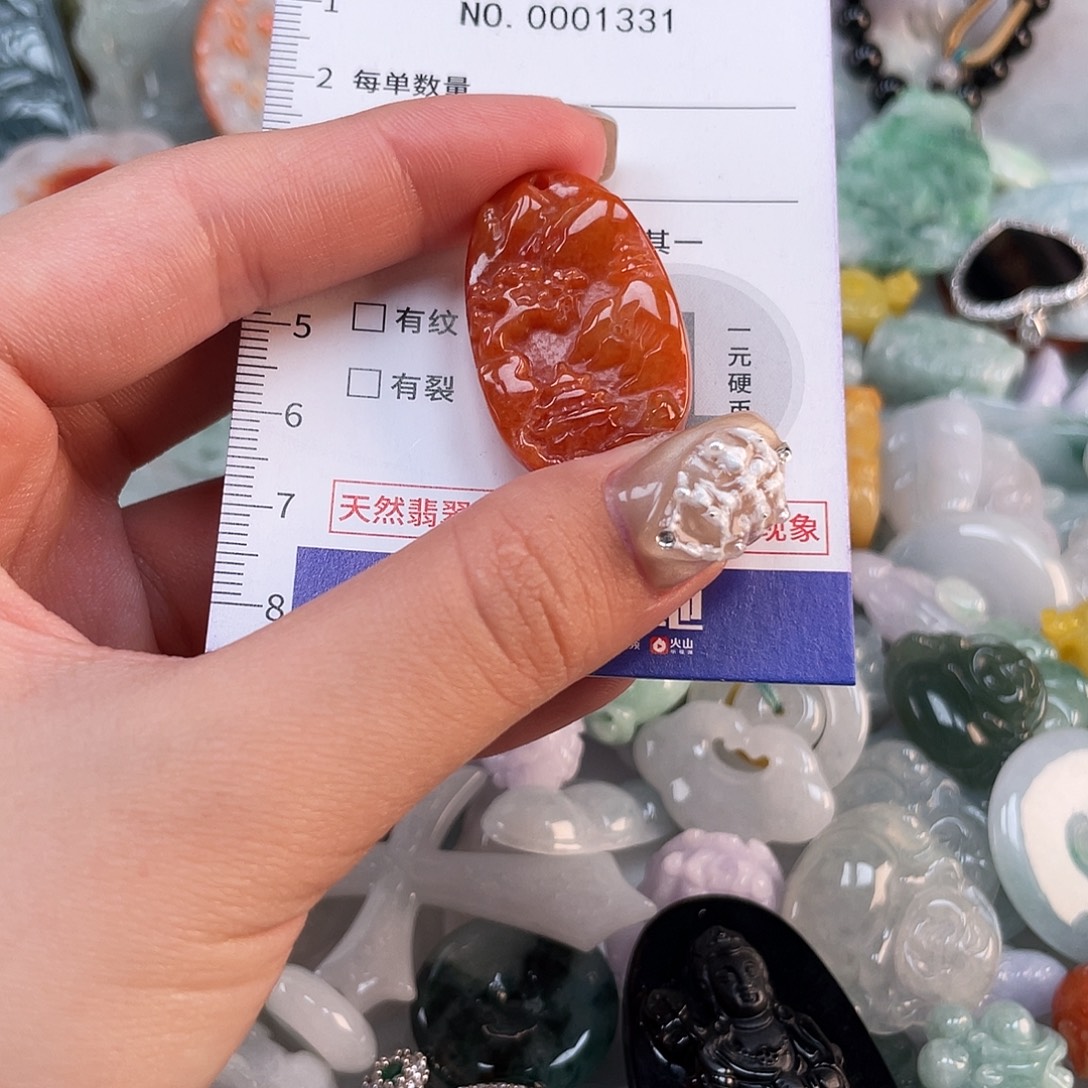 翡翠未镶嵌颈饰1331