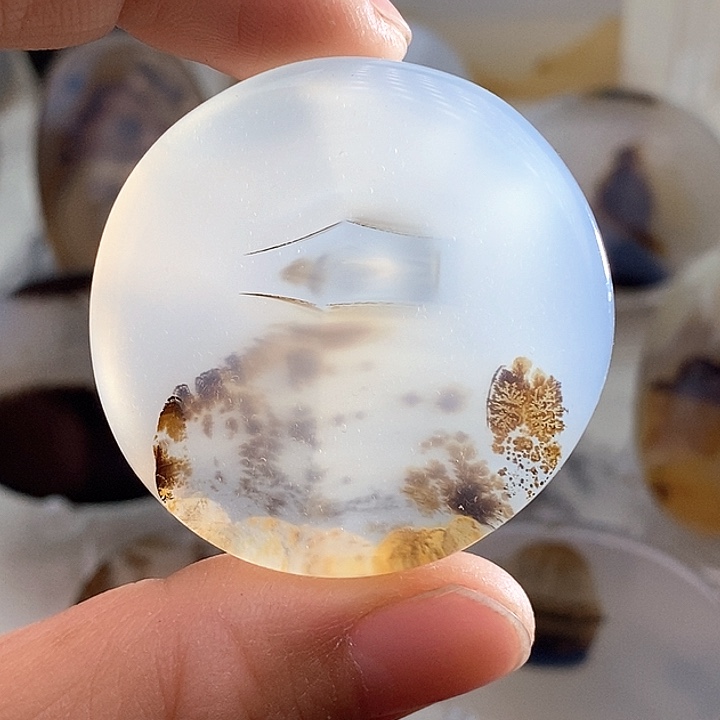 玛瑙/玉髓颈饰未镶嵌