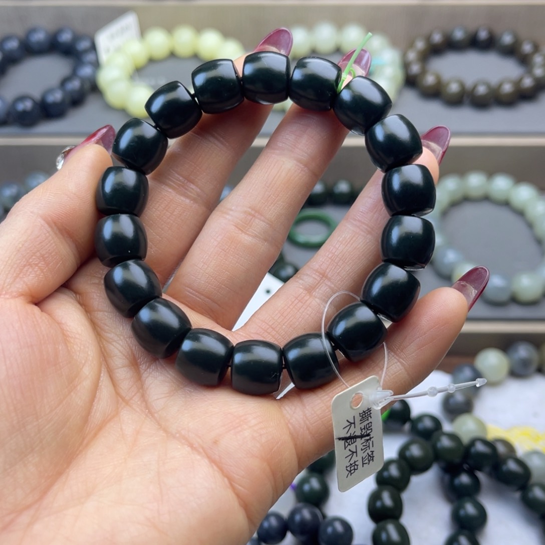 和田玉手链未镶嵌