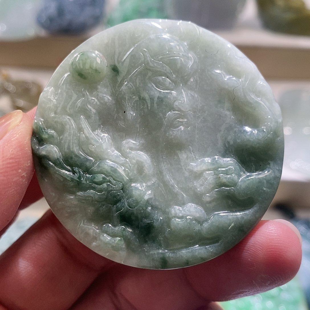 【闪购商品】翡翠颈饰未镶嵌111111111111111