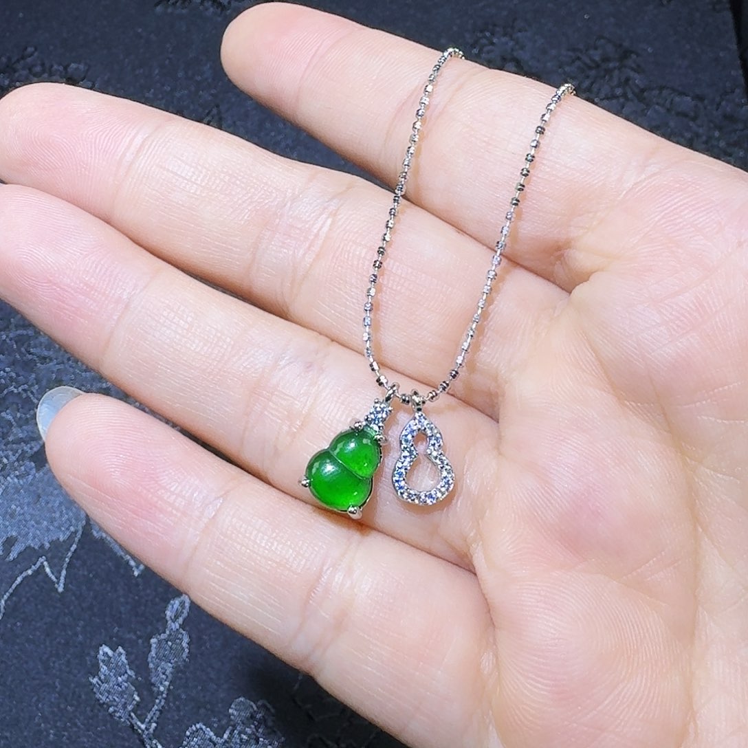 翡翠项链银S925镶嵌葫芦