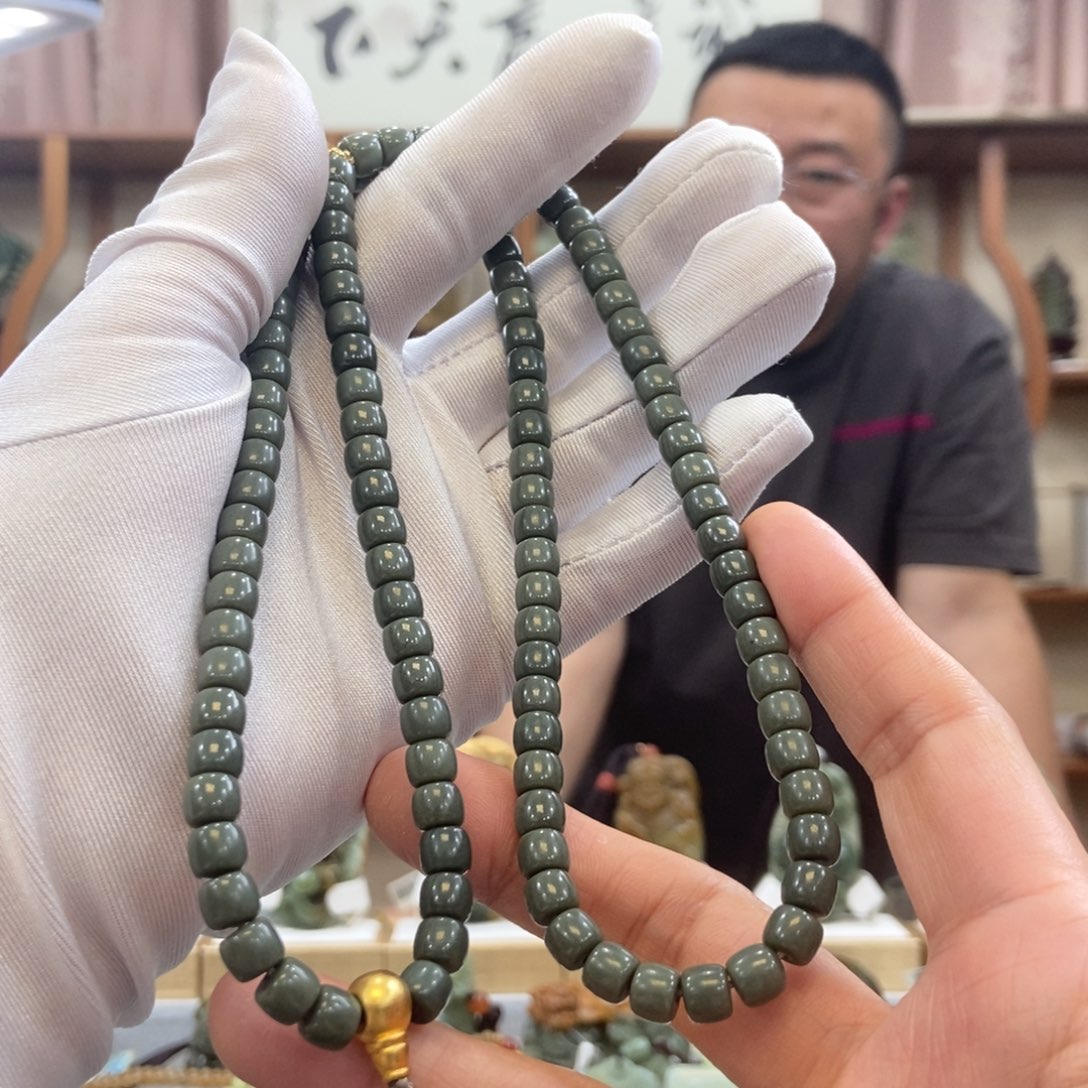 和田玉吊坠未镶嵌强*