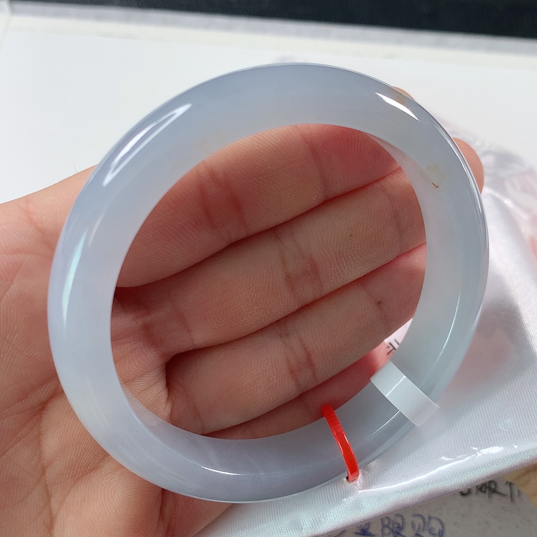 翡翠手镯未镶嵌⑨①