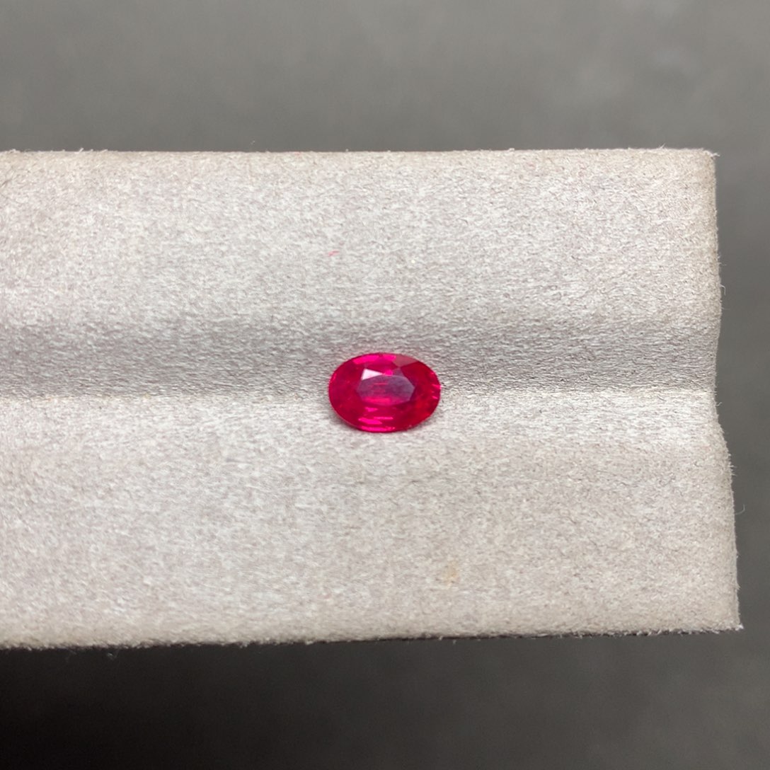 红宝石裸石未镶嵌1.14克拉无烧鸽血红