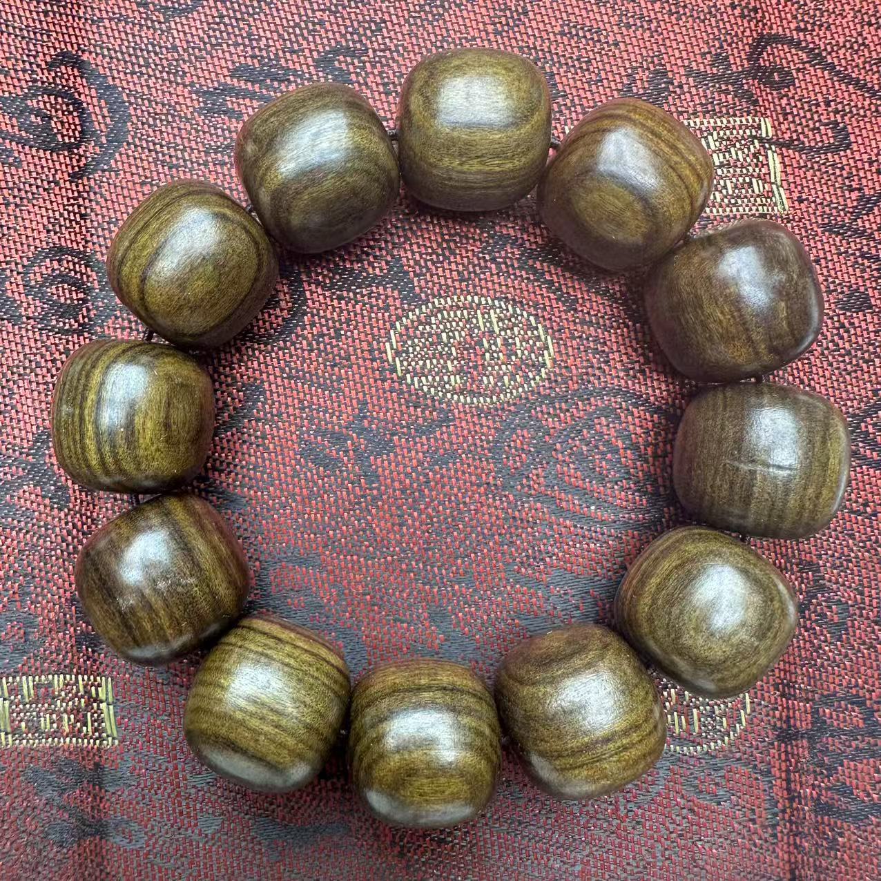 （开总文玩）天然沉香木串283