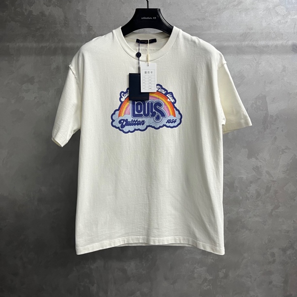 99新 LouisVuitton/路易威登 白色彩虹字母印花圆领短袖T恤/L