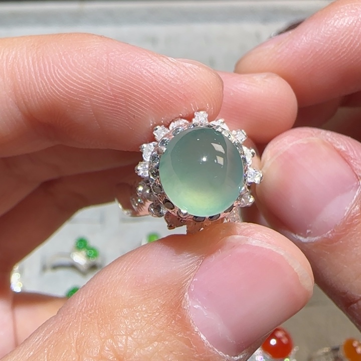 定制翡翠未镶嵌翡翠