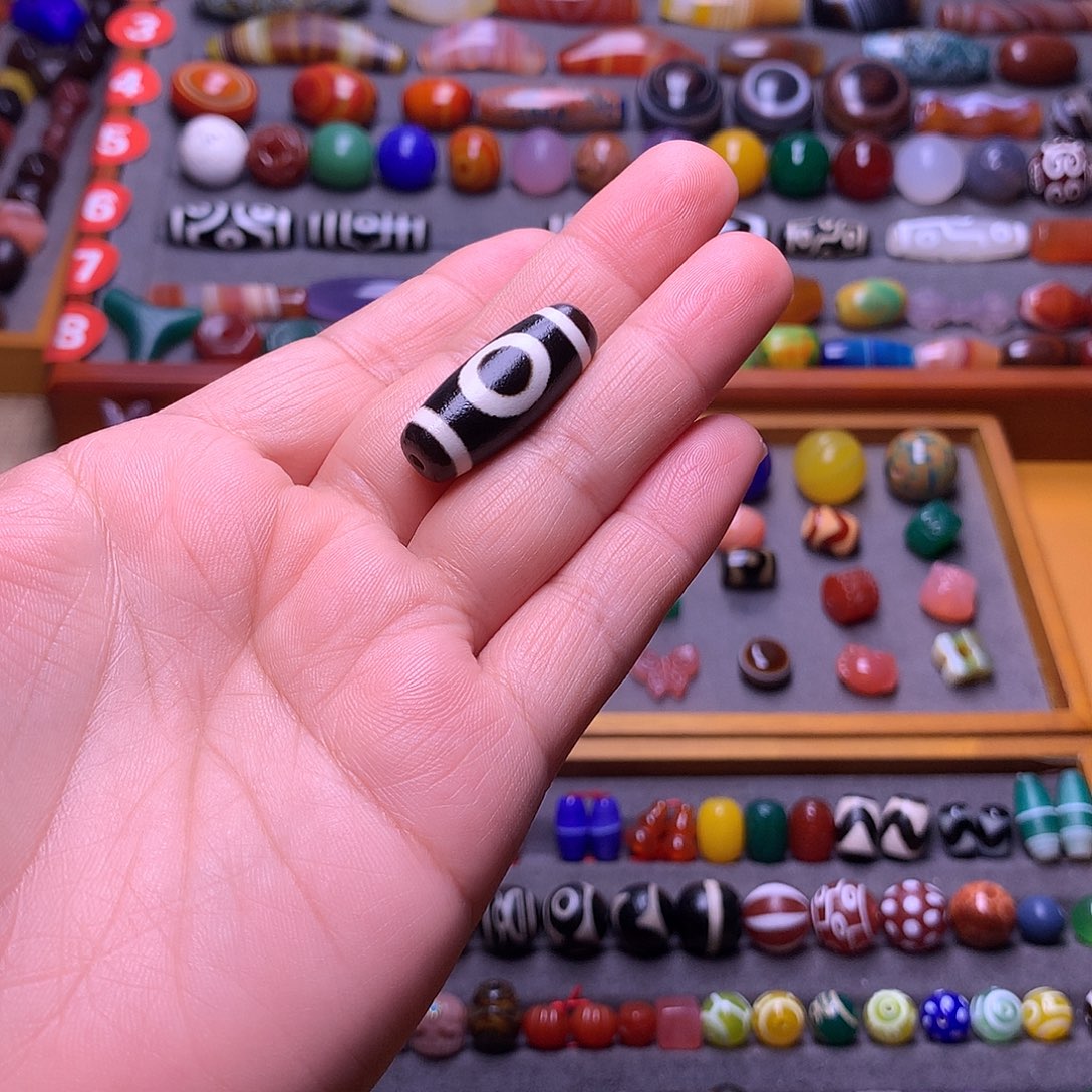 拾***者玛瑙/玉髓未镶嵌颈饰