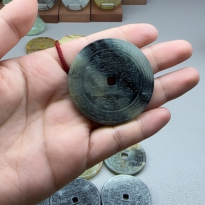 蛇纹石玉合金颈饰2