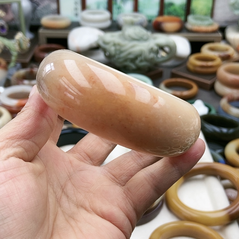 【闪购商品】石英质玉手镯未镶嵌