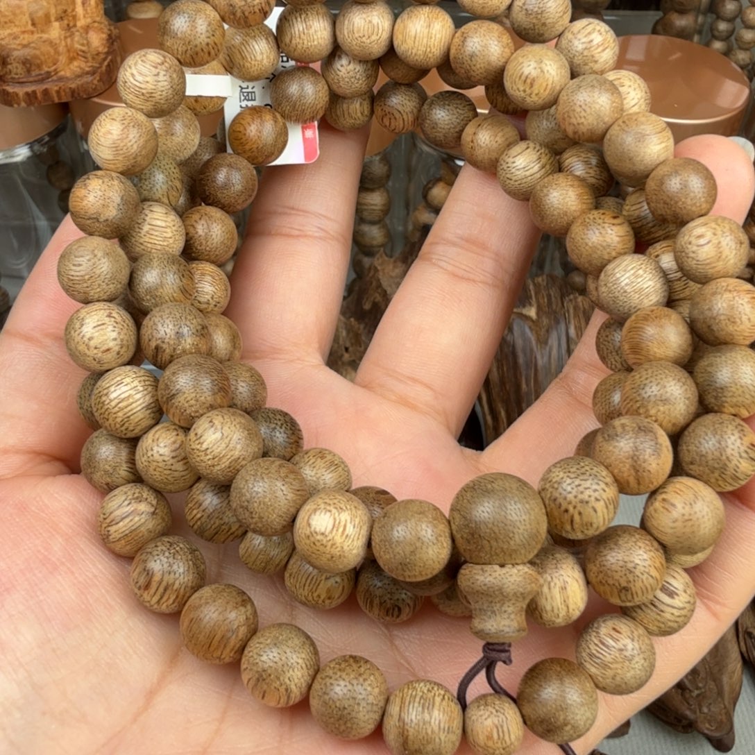 沉香沉香碎屑文莱 0.8*25.7 克