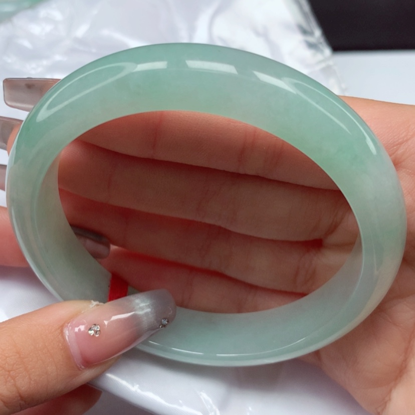 【闪购商品】翡翠手镯未镶嵌61圈