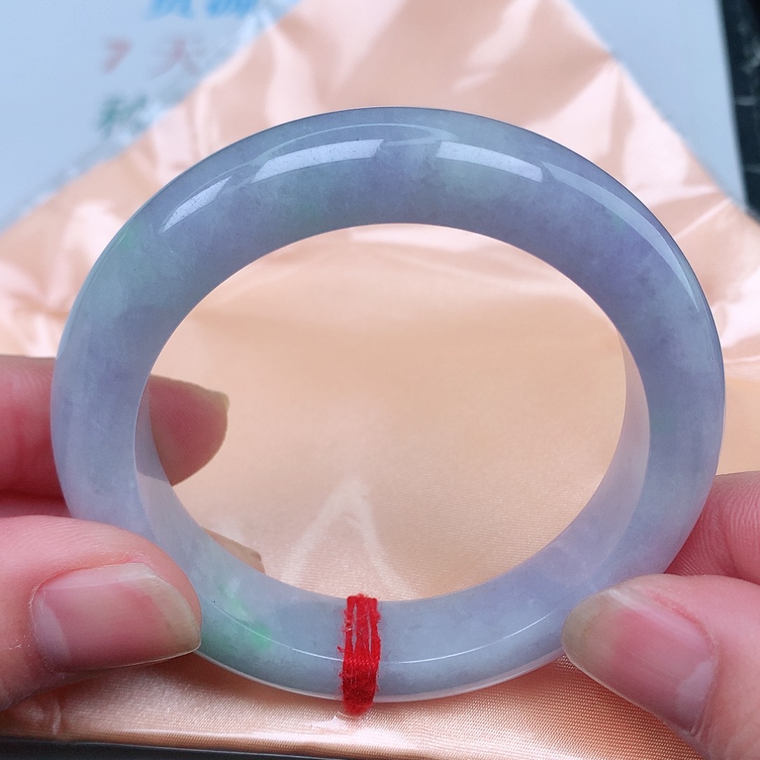 翡翠手镯未镶嵌天然