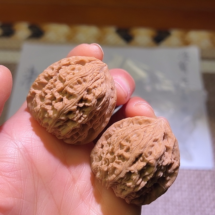 桃核吊坠南疆石狮子头