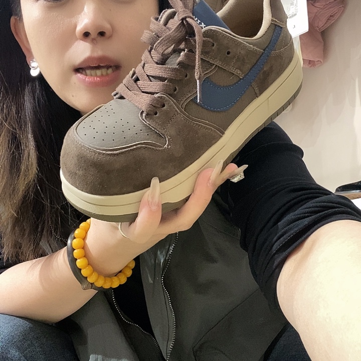 ****沫芭木秀38码特价一双