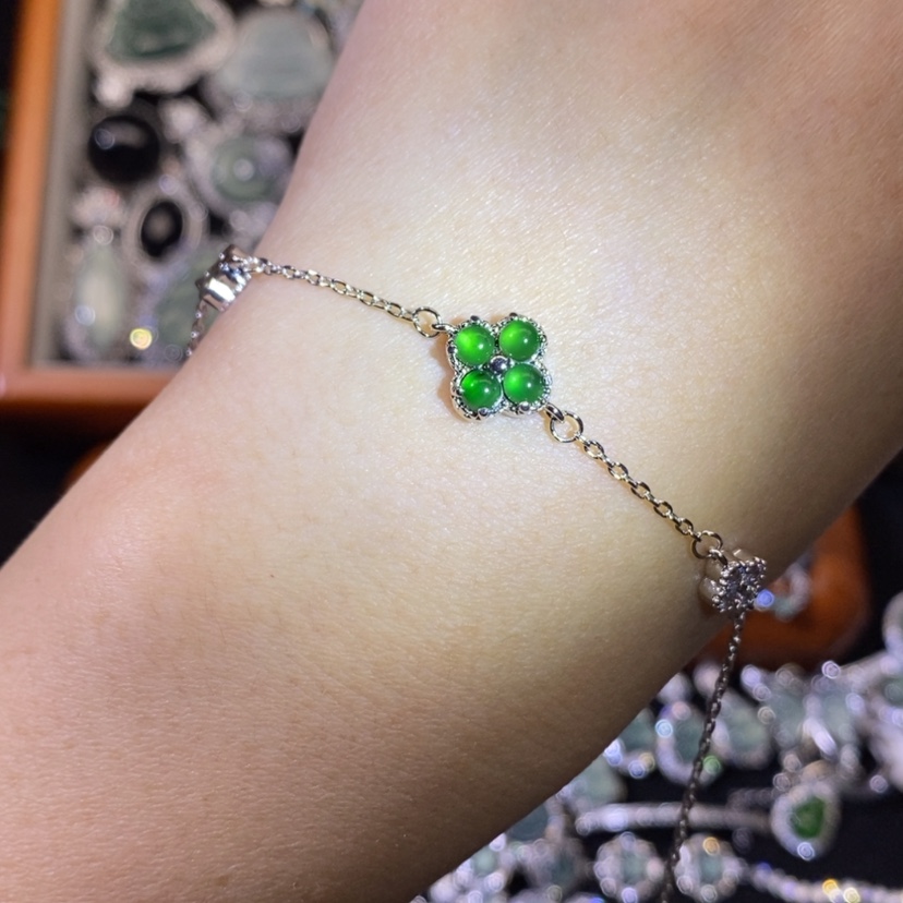 【闪购商品】翡翠颈饰未镶嵌天然