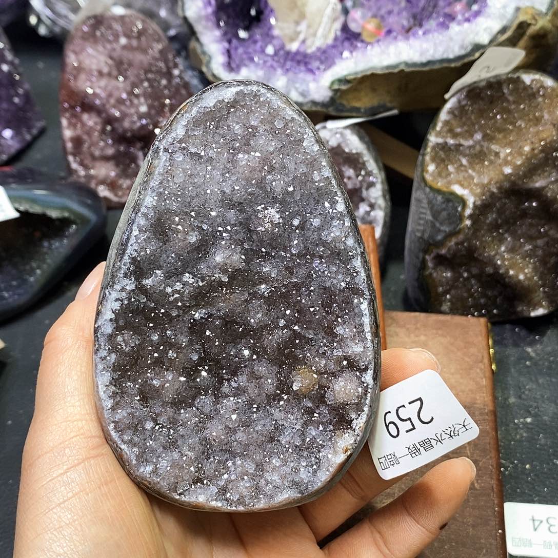 水晶大型摆件（非配饰）未镶嵌