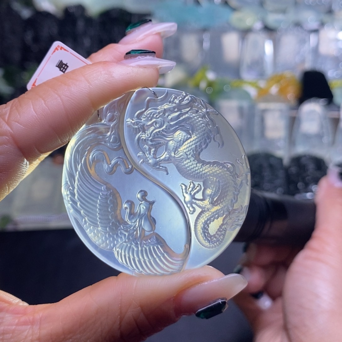 蛇纹石玉颈饰未镶嵌从***大