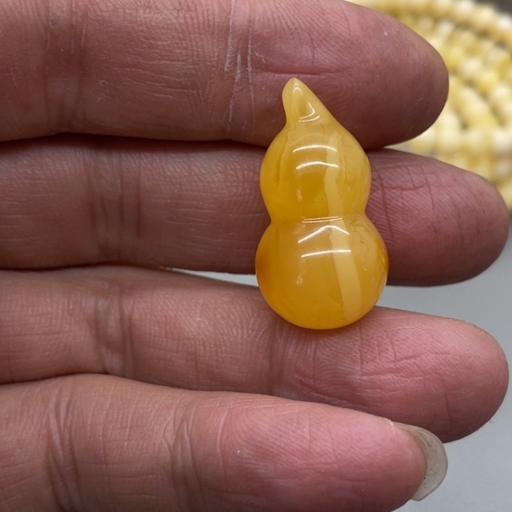 琥珀未镶嵌裸石葫芦