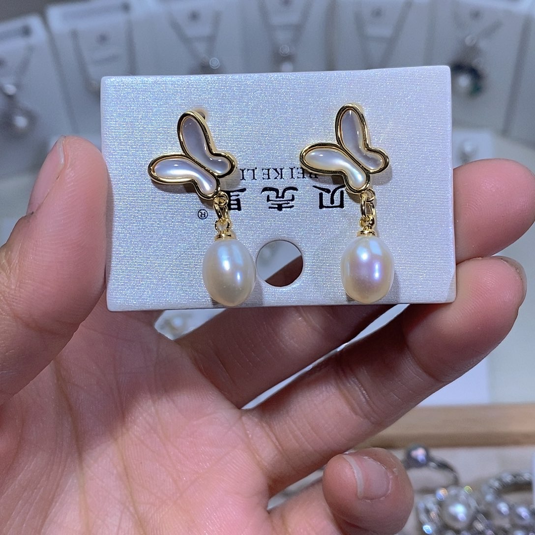 未镶嵌淡水珍珠耳饰