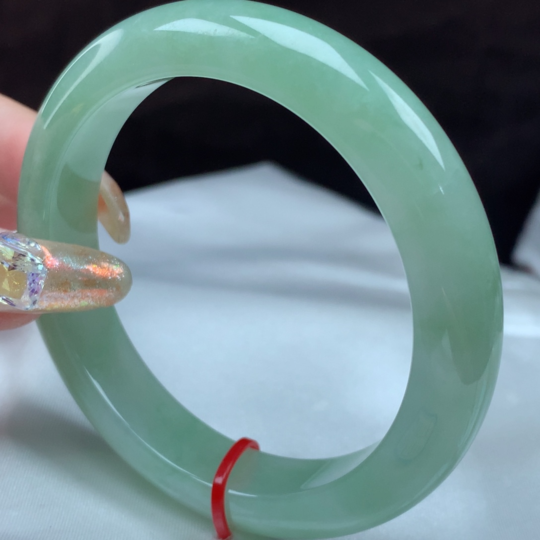 翡翠手镯未镶嵌96214，