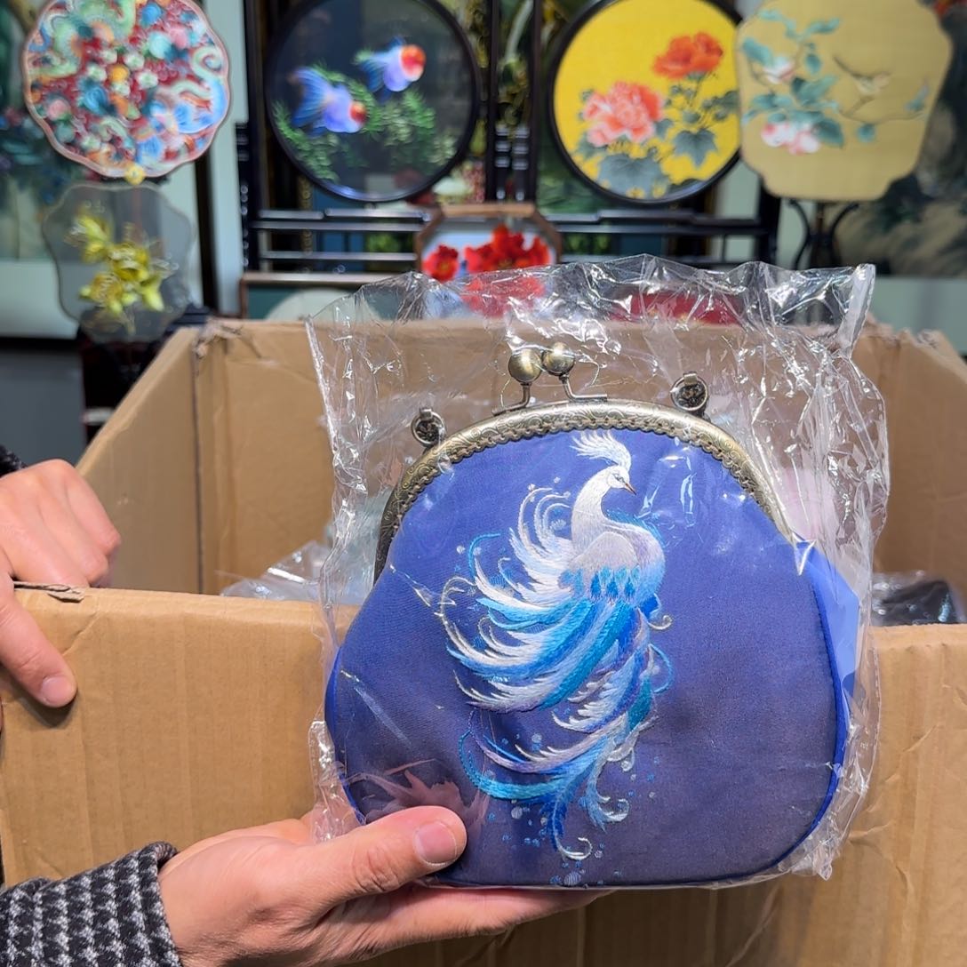 刺绣刺绣工艺精湛