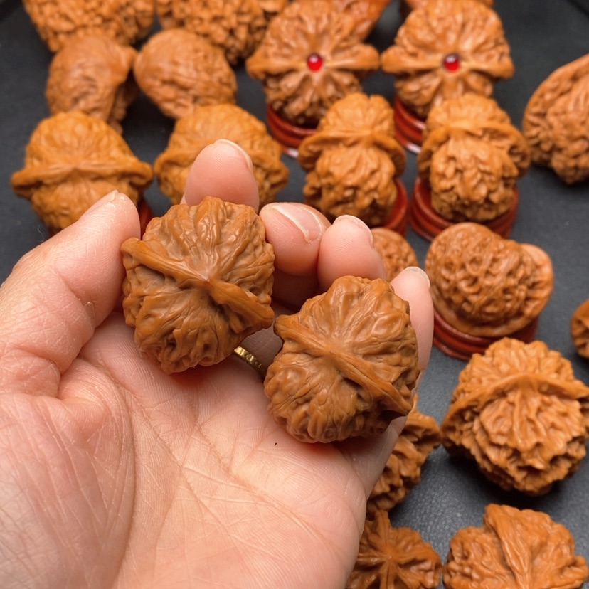 【闪购商品】文玩核桃把件36门头沟元宝