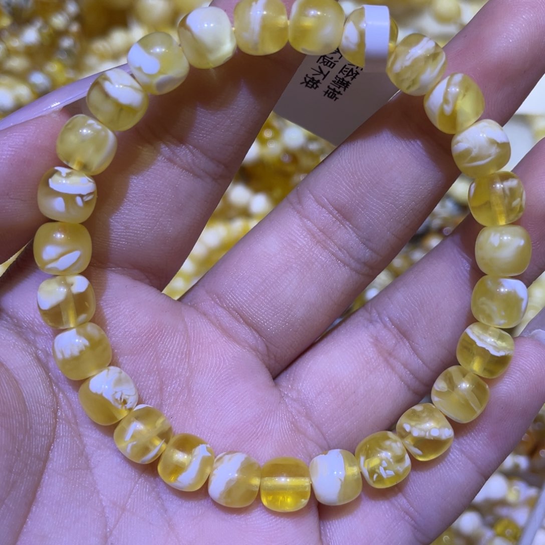 蜜蜡未镶嵌珠宝奇石7.5m