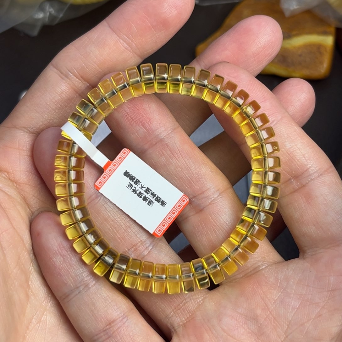 琥珀未镶嵌裸石8.5金珀药片抛光 小