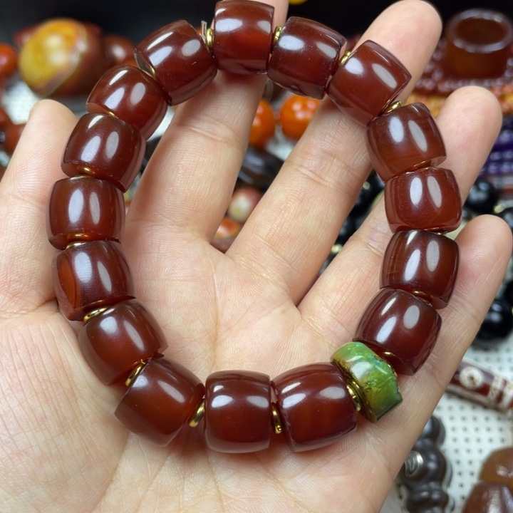 玛瑙/玉髓颈饰未镶嵌